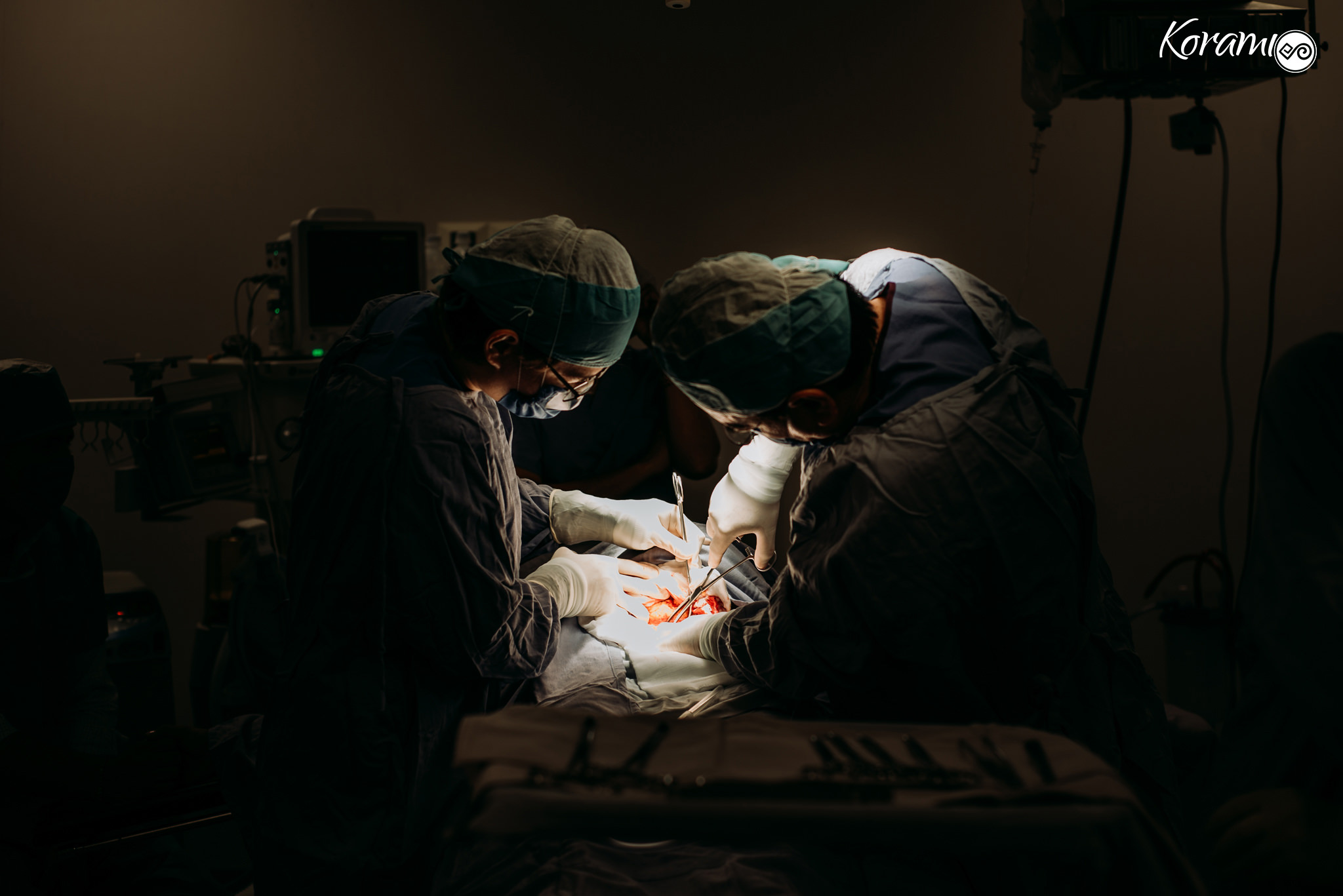 fotografo_colima-foto-recien_nacido-bebe-Cesarea-Colima-Puerta_de_Hierro-Dar_a_luz-Parto-011