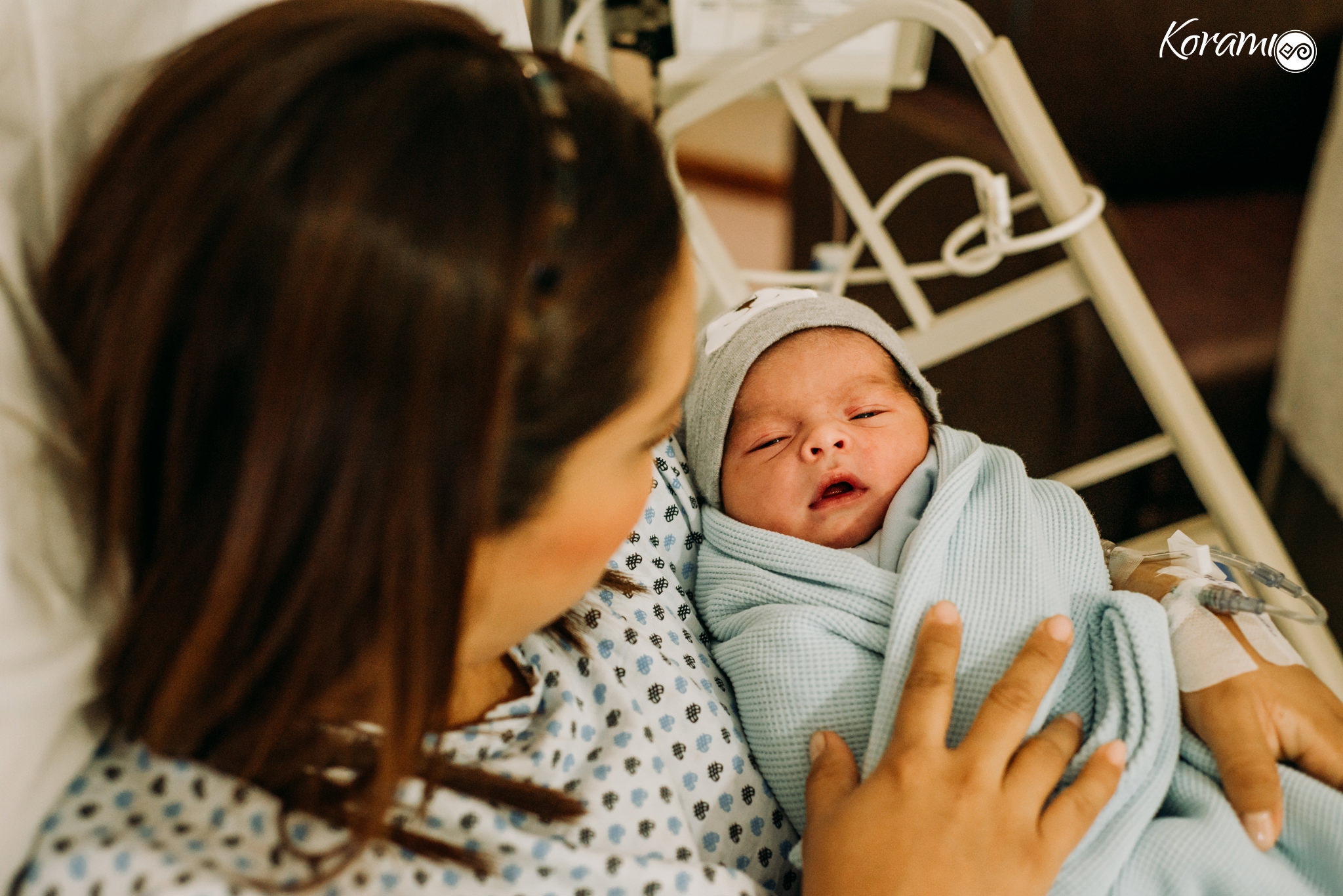 fotografo_colima-foto-recien_nacido-bebe-Cesarea-Colima-Puerta_de_Hierro-Dar_a_luz-Parto-045