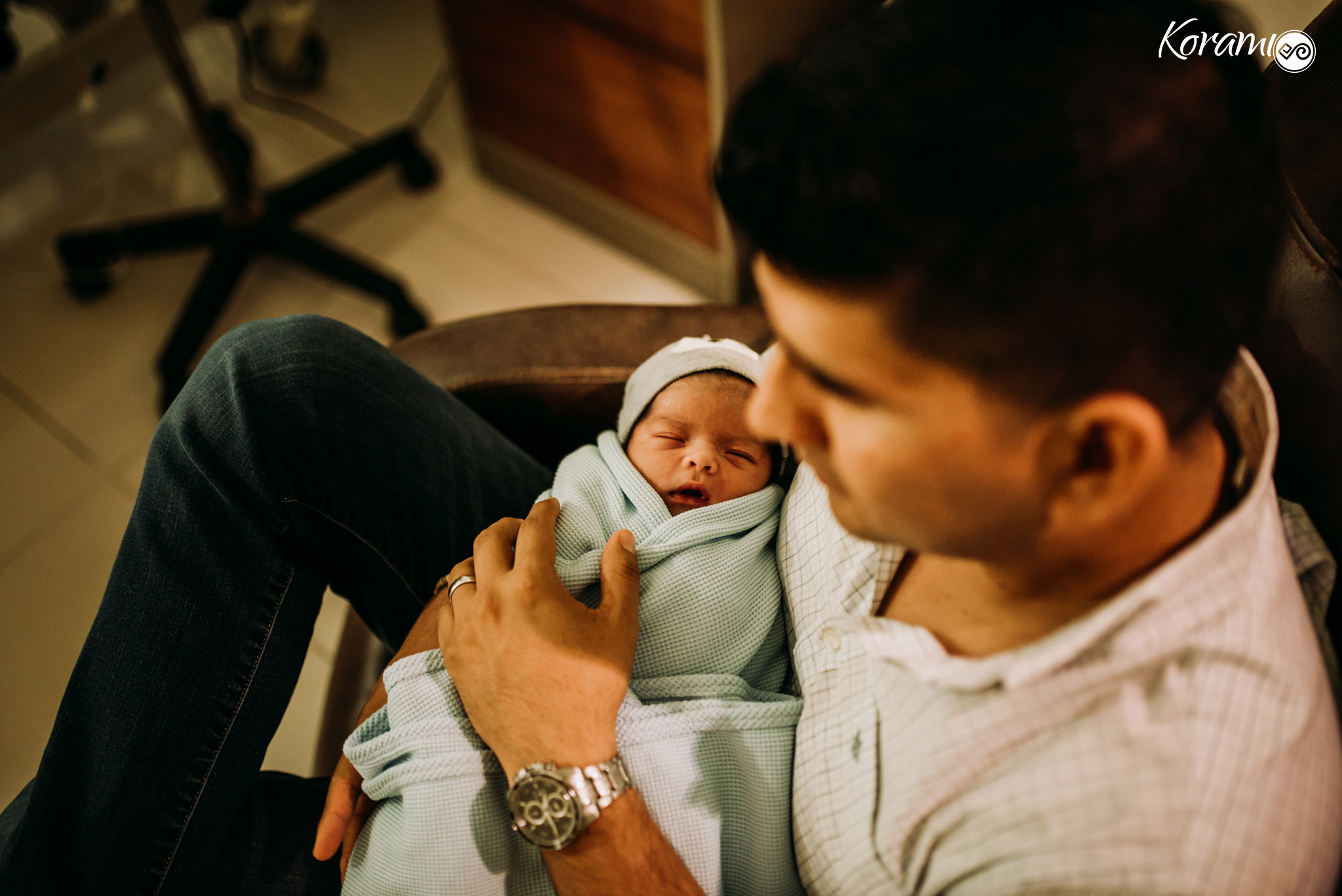 fotografo_colima-foto-recien_nacido-bebe-Cesarea-Colima-Puerta_de_Hierro-Dar_a_luz-Parto-049