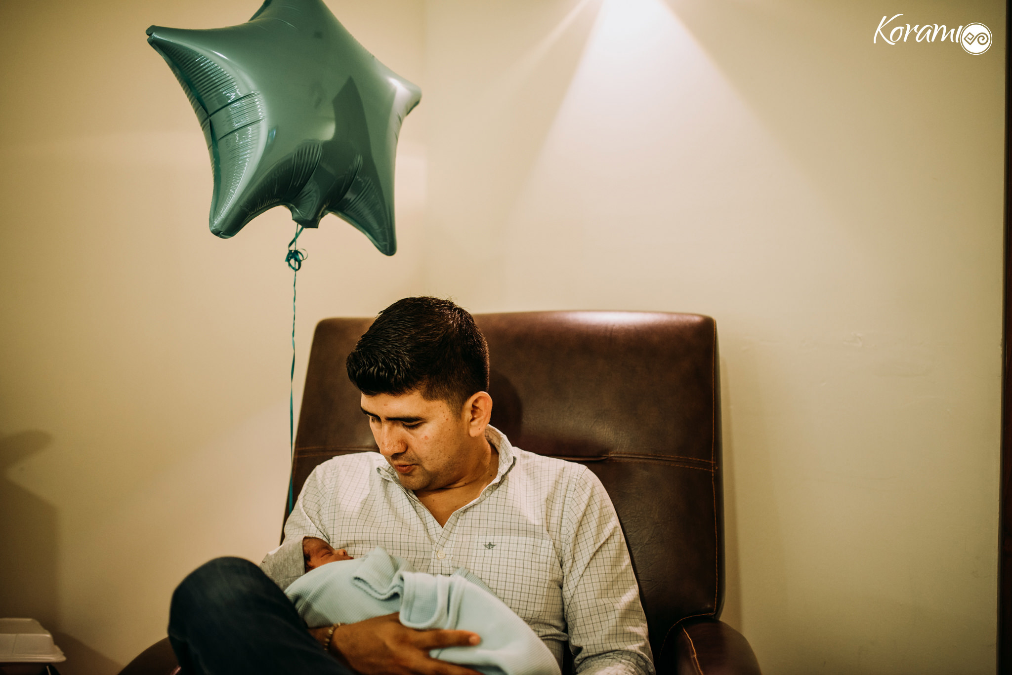 fotografo_colima-foto-recien_nacido-bebe-Cesarea-Colima-Puerta_de_Hierro-Dar_a_luz-Parto-050