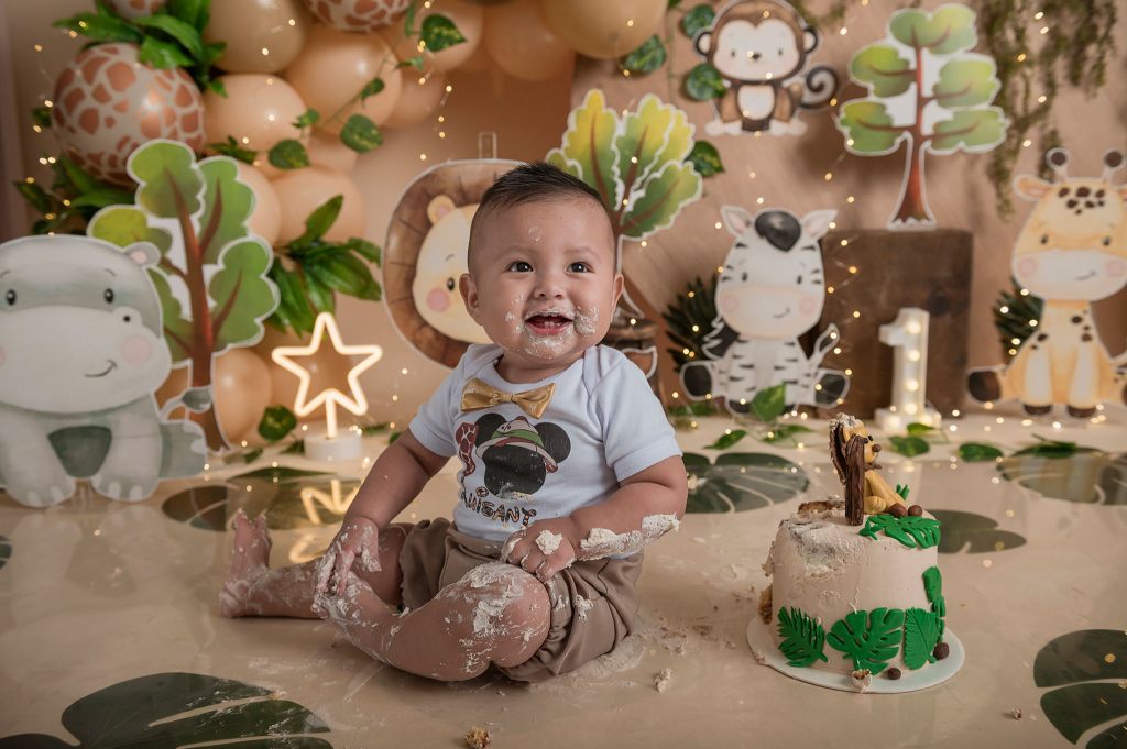 Sesion Primer cumpleaños ∞ Cake smash ∞ Birthday Photoshoot ∞ Fotografia Infantil Colima – Estudio Colima ∞ Luisant cumple&nbsp;UNO